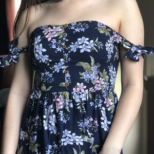 AE 🦅 Off-Shoulder Floral Dress